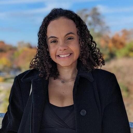 Beatriz Souza de Cerqueira - Community Outreach
